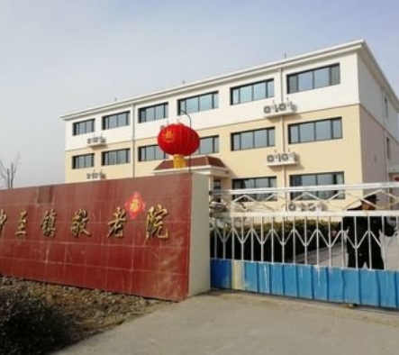 养老院排烟系统离心风机清洗
